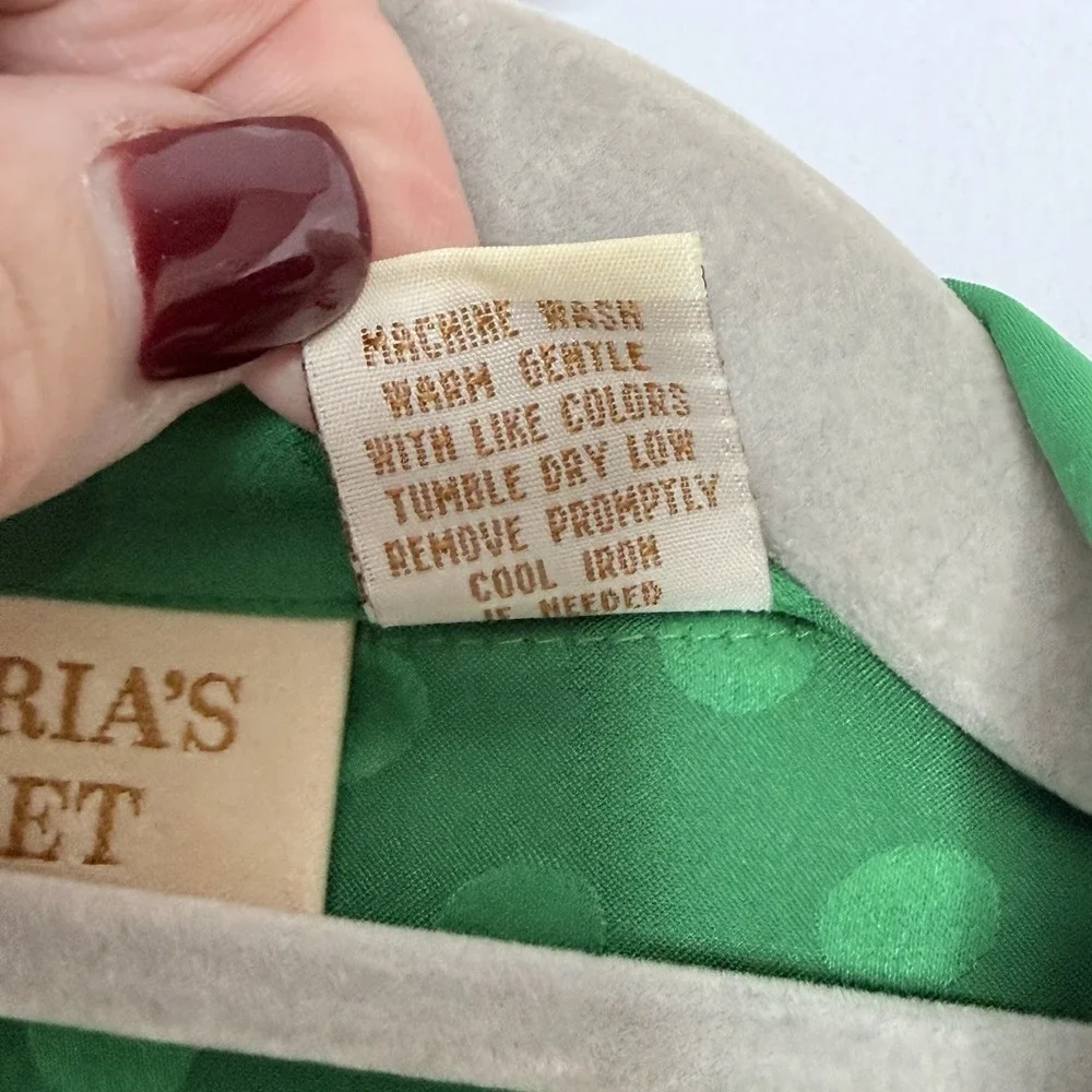 VTG‎ Victoria's Secret LARGE Green Satin 2 Piece Pajama Set Gold Label Elastic